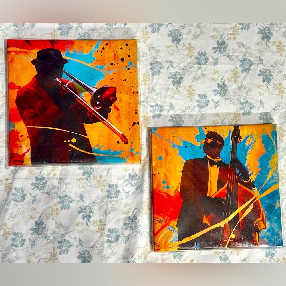 NWT Musical Canvas Print Set of 2 frames